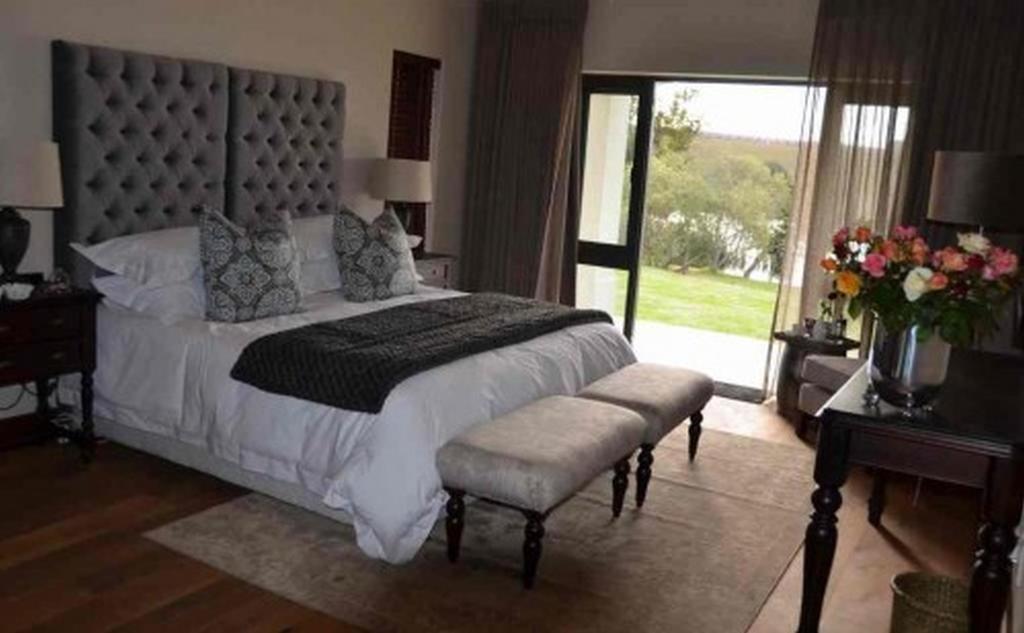 Under Oaks Guesthouse Paarl Kamer foto