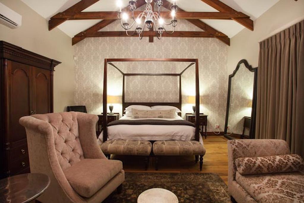 Under Oaks Guesthouse Paarl Kamer foto